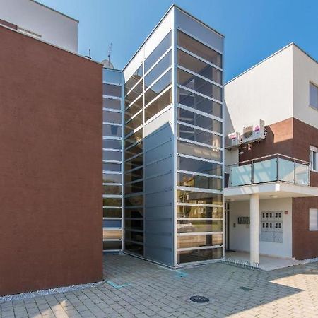 Apartment Anna Novigrad Istria Exterior foto